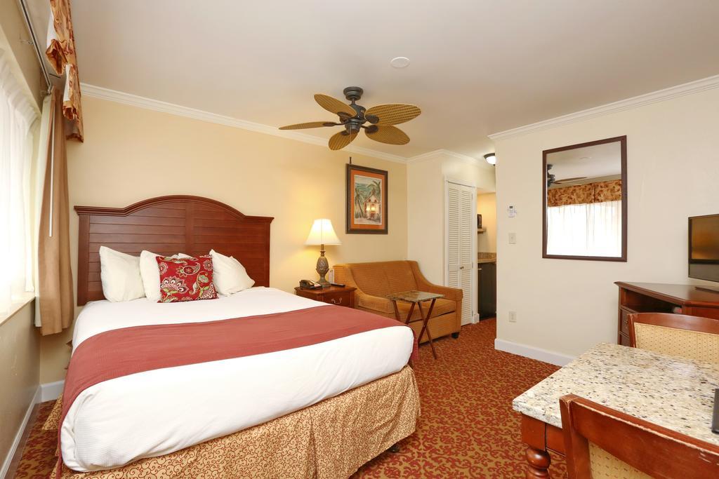 La Fiesta Ocean Inn & Suites St. Augustine Beach Buitenkant foto
