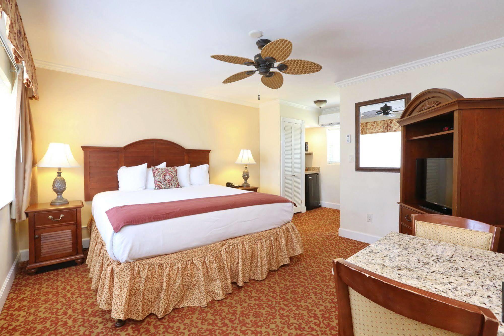 La Fiesta Ocean Inn & Suites St. Augustine Beach Buitenkant foto